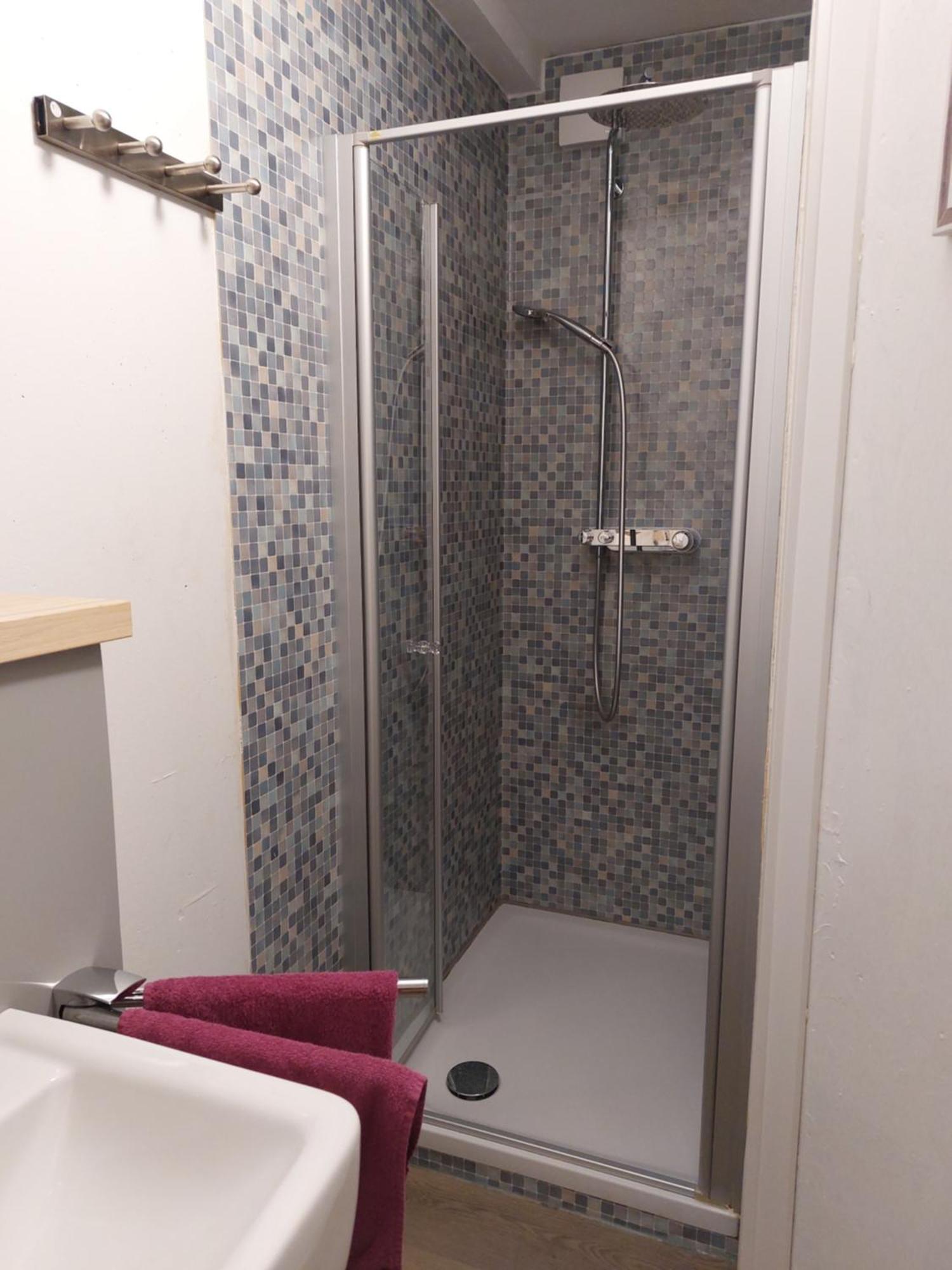Modernes Souterrain Apartment Black Forest Mit Separatem Eingang Und Kfz-Stellplatz Bad Dürrheim Exteriör bild